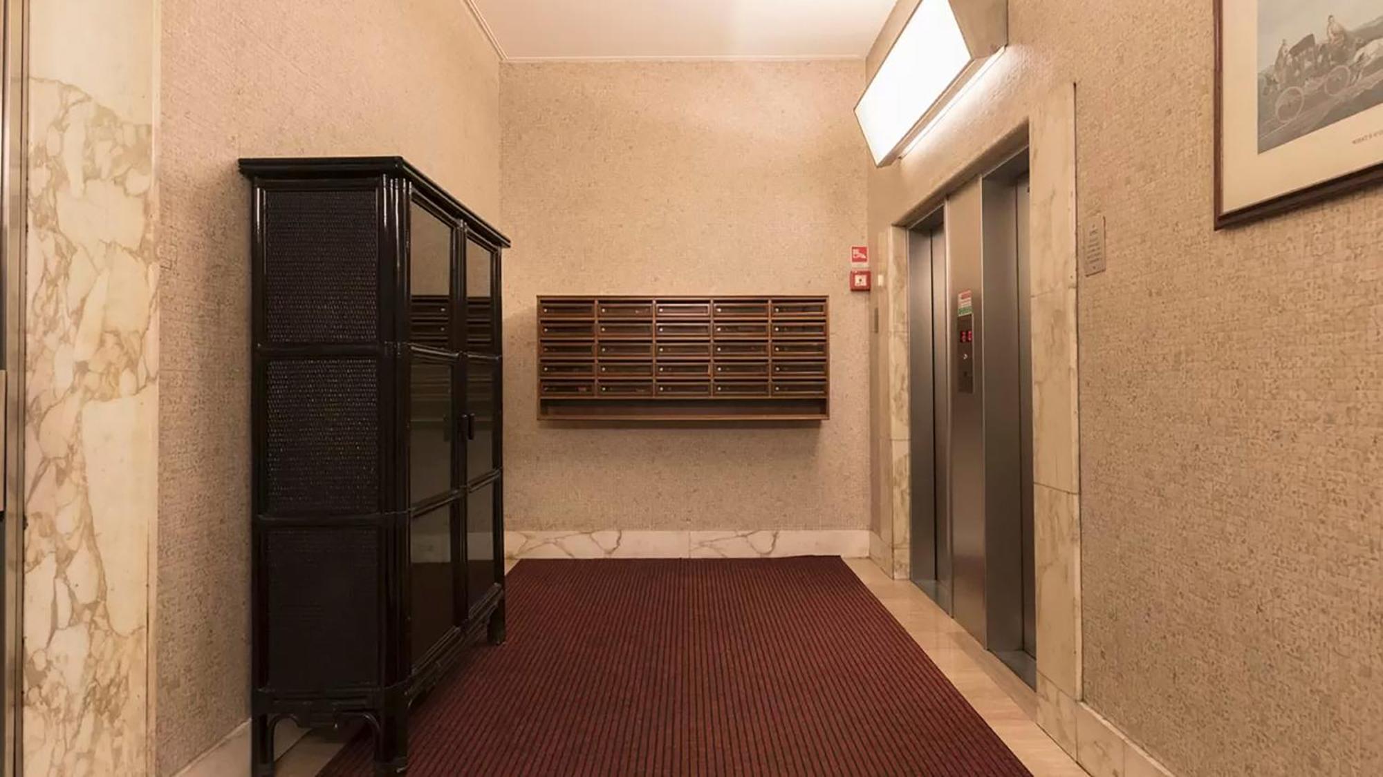 Classbnb - Two Apartments 400 Meters From The Duomo 밀라노 외부 사진