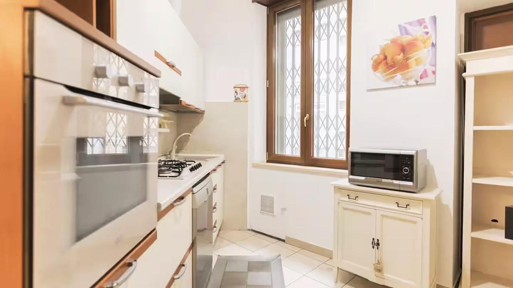 Classbnb - Two Apartments 400 Meters From The Duomo 밀라노 외부 사진